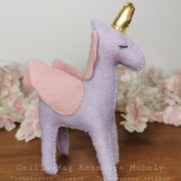 p2415_csillagmag_tunderponi_lila_634478117