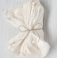 p1039-selyem-zsebkendo-feher-25x25-cm-1.jpg