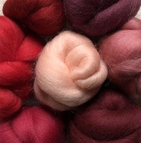 p1228-del-amerikai-merino-csomag-piros-70g-1.jpg