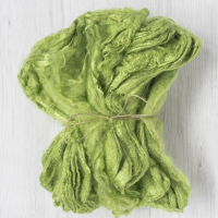 p2124-selyem-hankie-pasztellzold-25x25-cm.png